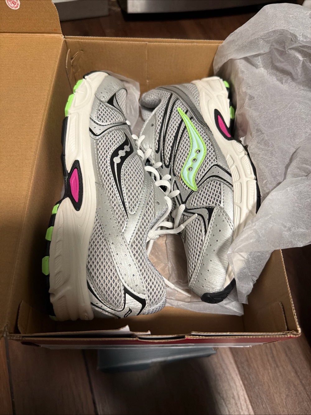 Saucony Women's Size 9 Ride Millennium Running Sneakers